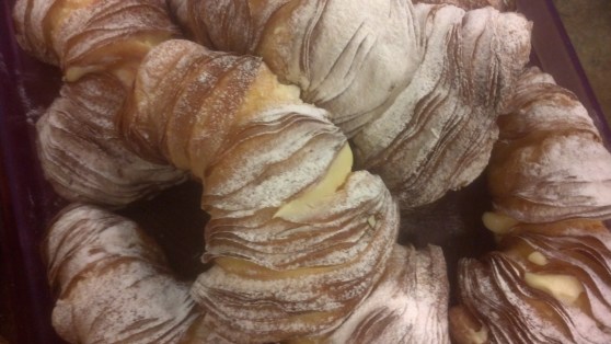 Piedigrotta Bakery / Lobster pastry